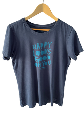 LIFE IS GOOD "HAPPY LOOKS GOOD ON YOU" Crusher Tee M Crewneck Blue Short Sleeve